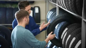 لاستیک دنا یا بارز؛ کدام بهتره؟